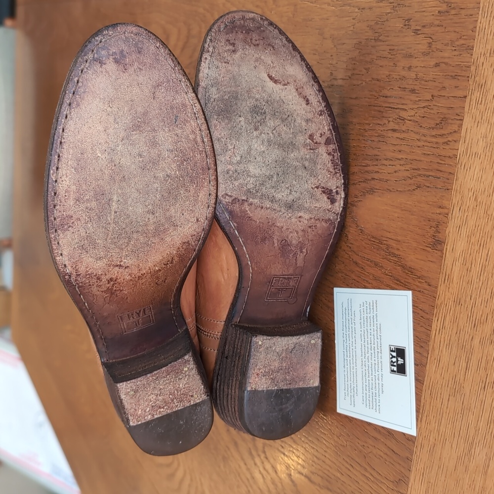 Frye Carson Boot - Picture 6 of 12